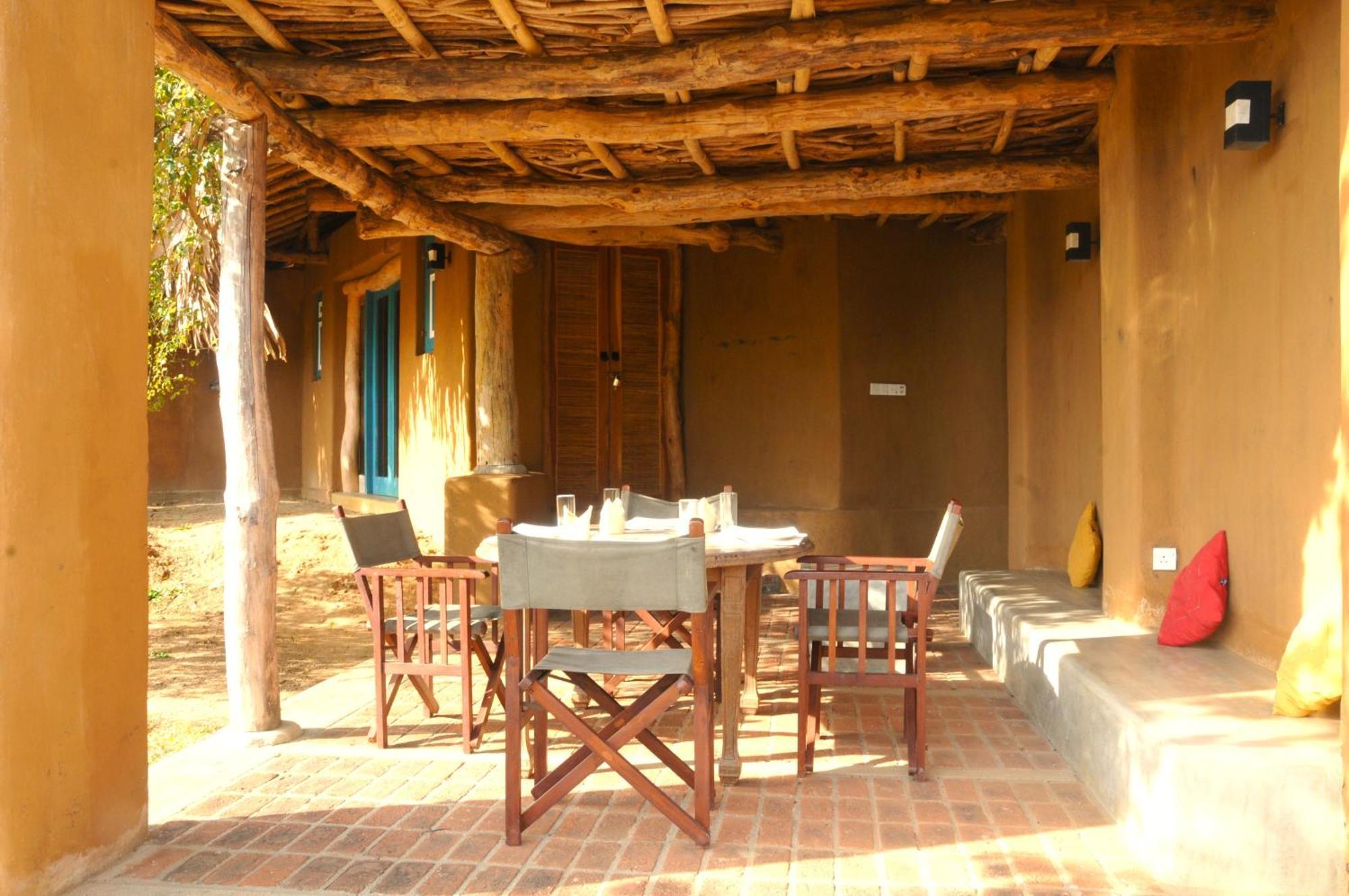 Back Of Beyond - Wellness Retreat Villa Tangalle Exterior photo