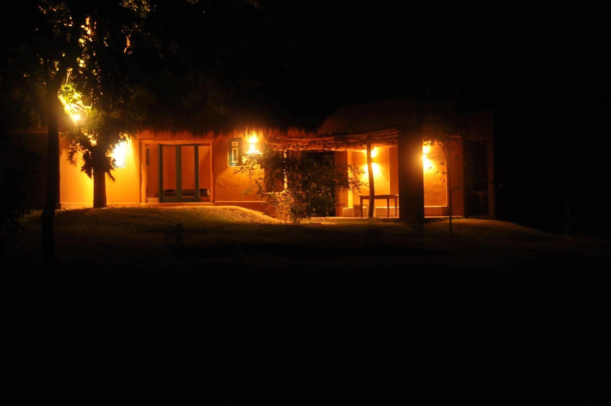 Back Of Beyond - Wellness Retreat Villa Tangalle Exterior photo