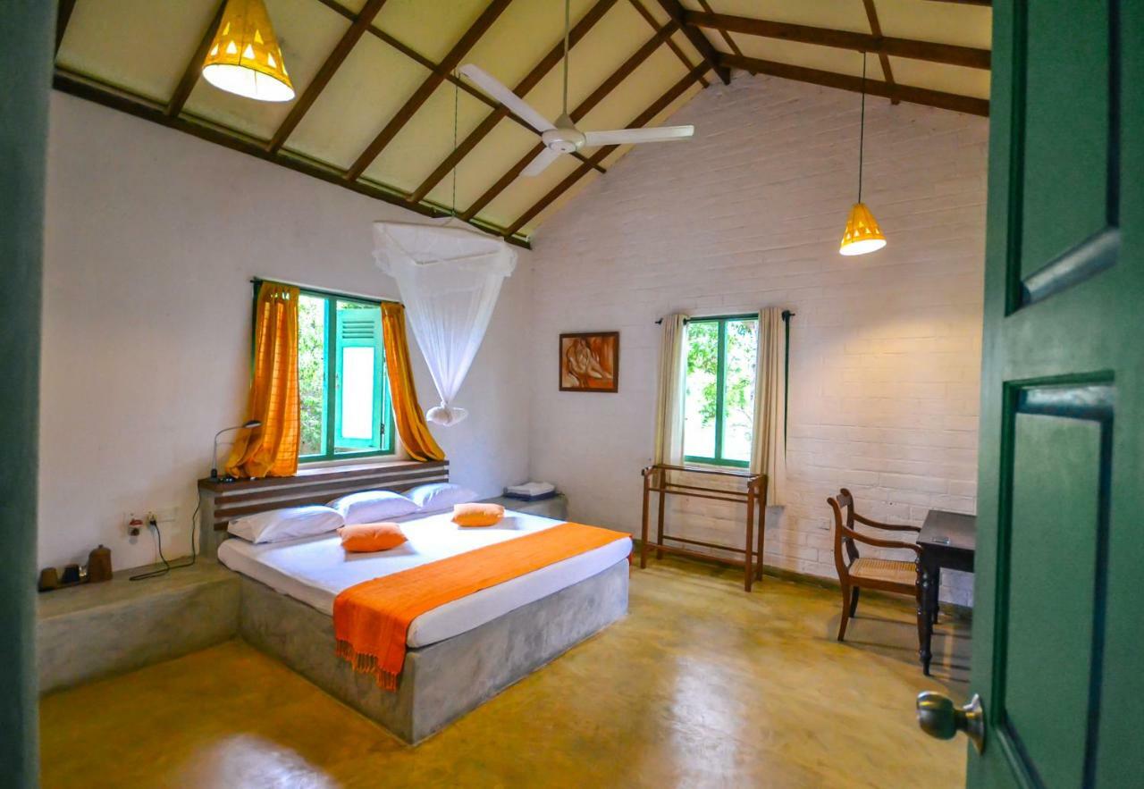 Back Of Beyond - Wellness Retreat Villa Tangalle Exterior photo